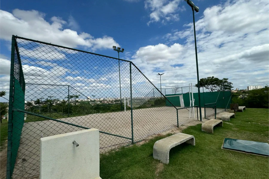 Casa em construção com 3 suítes no Condomínio Damha 2, na cidade de Piracicaba - SP.