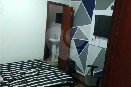 Sobrado em excelente Local no Brás