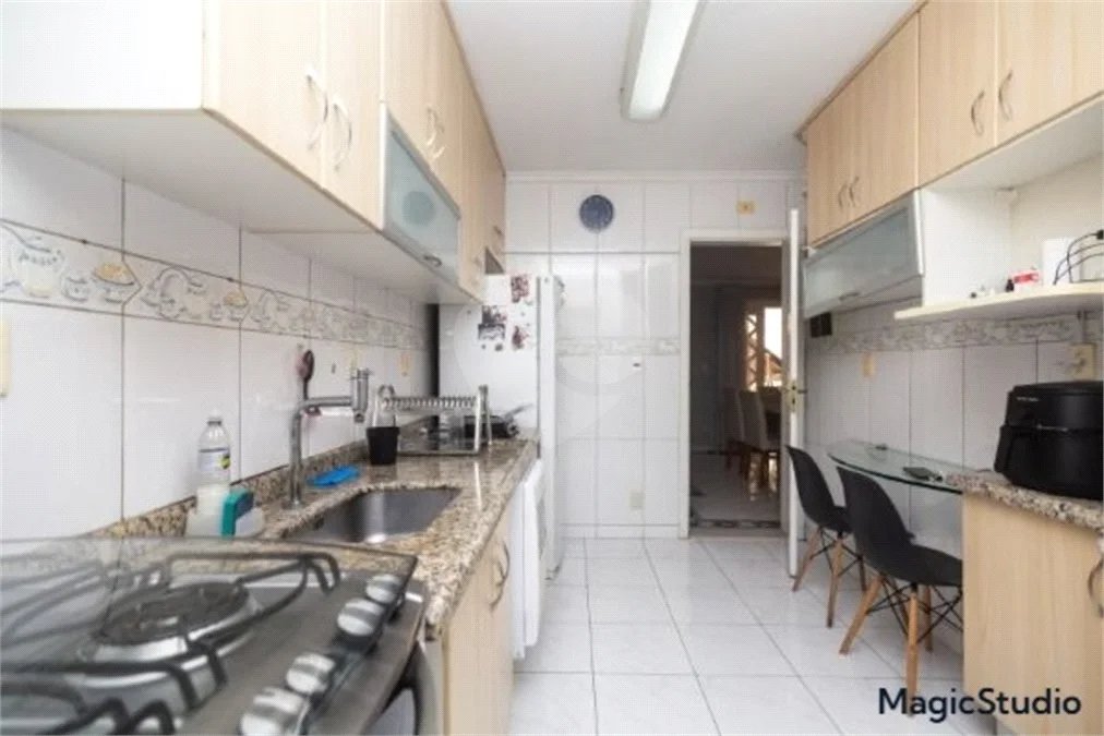 Casa com 260m², 3 dormitórios, 4 vagas, à venda em São Caetano do Sul.