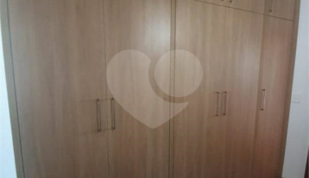 Cobertura à venda com 3 quartos, sendo 1 suíte,  no Centro, São Carlos, SP