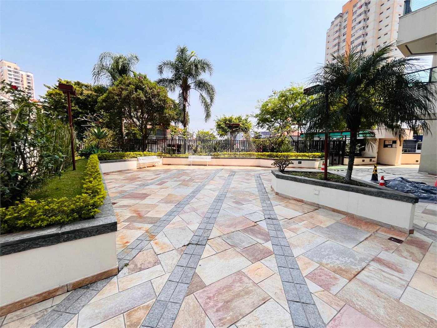 Apartamento à venda com 4 quartos, sendo 2 suítes,  em Santana, São Paulo, SP