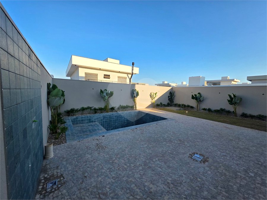 Casa sobrado 3 suítes com piscina Parque Faber IV