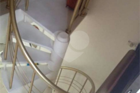 Apartamento em Cambuci