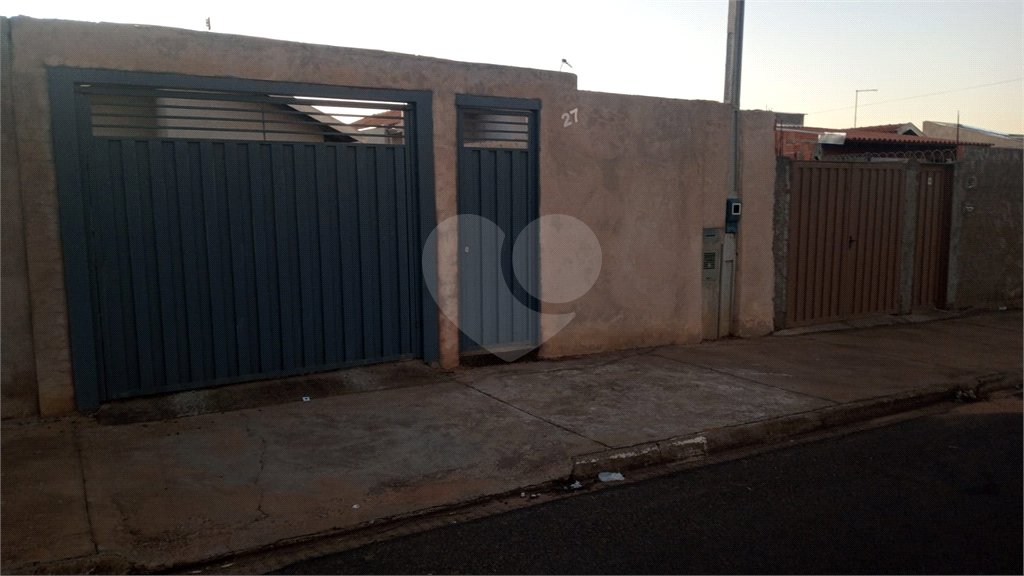 Linda Casa no Bairro Abdelnur