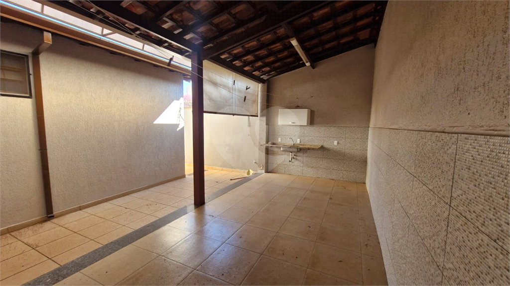 Casa/Sobrado a venda no Timburis em São Carlos