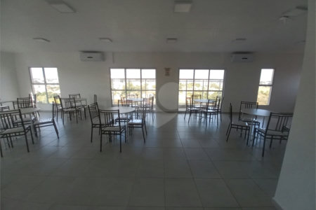 Apartamento no Condomínio Mirante Araucária.
