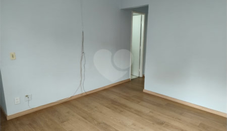 Apartamento à venda com 2 quartos em Vila Mariana, São Paulo, SP
