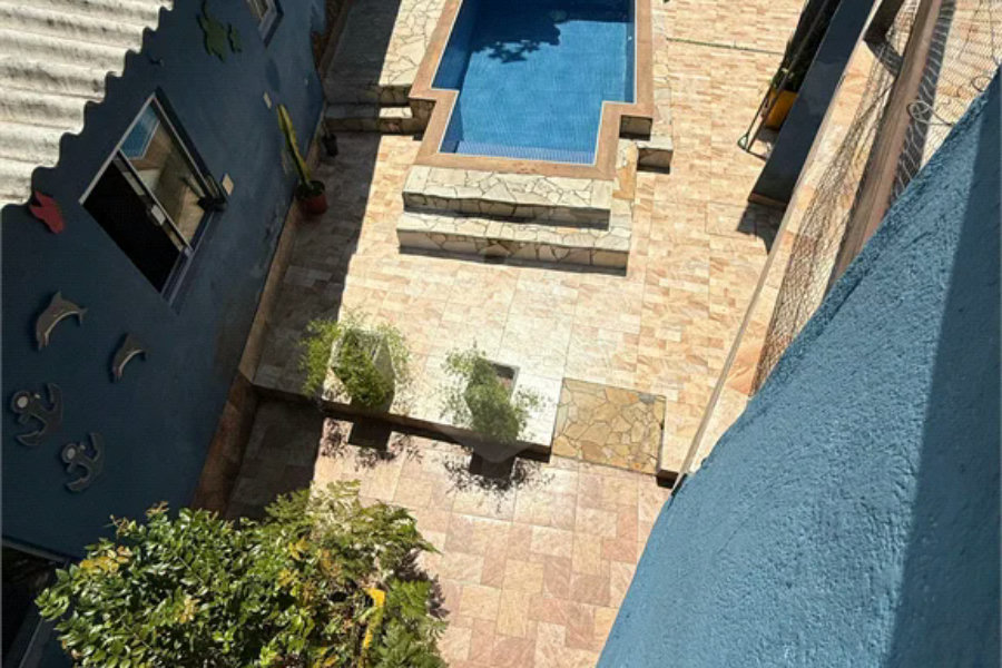 Casa à venda com 4 quartos, sendo 1 suíte,  em Costa do Sol, Bertioga, SP