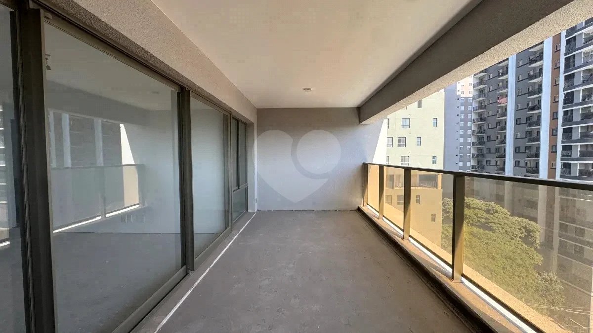 Apartamento para venda em Campo Belo com 3 quartos, sendo 3 suítes, 136m²
