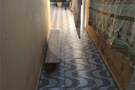 Casa térrea para venda ou locação no Jardim São Carlos V