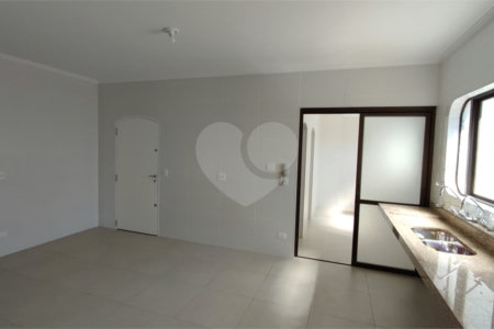 Apartamento de 3 dormitórios à Venda - Jardim Bethânia