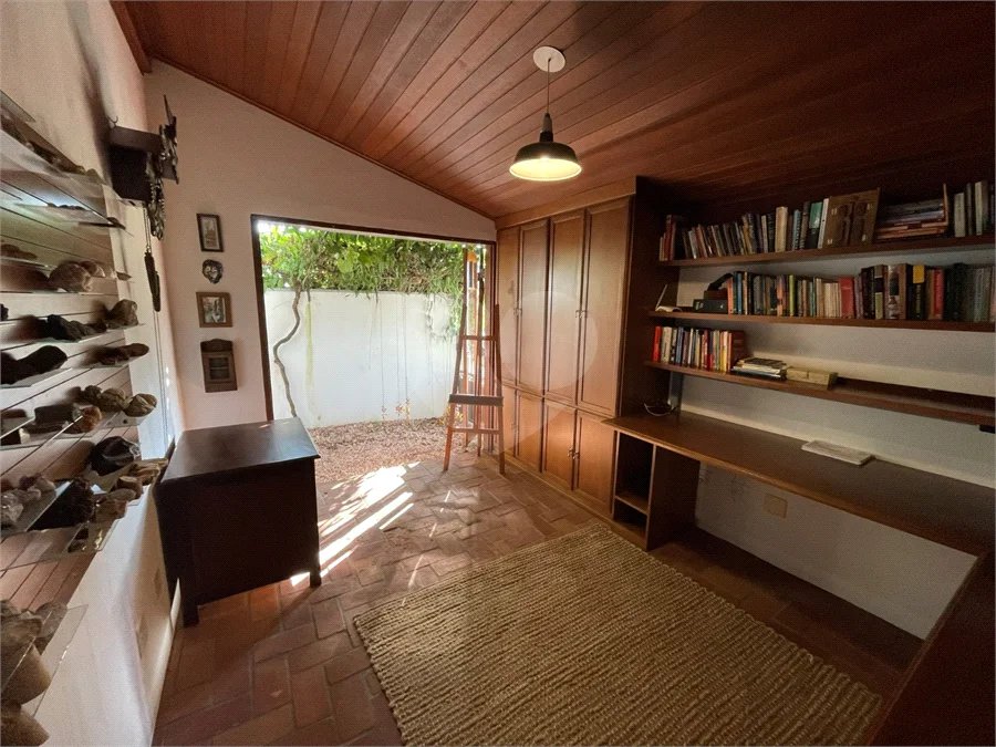 CASA CONDOMINIO DAMHA II