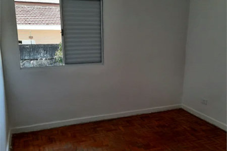 Sobrado à venda com 3 quartos em Vila Universitária, São Paulo - SP