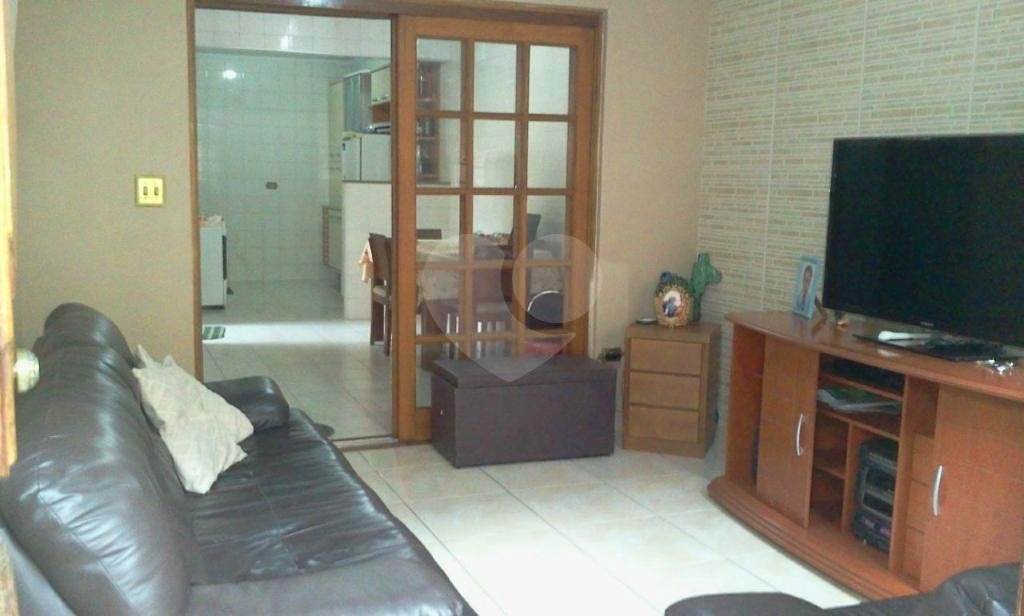 Casa Térrea de Vila - 2 Quartos / 2 Vagas - metrô Alto do Ipiranga