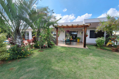Casa à venda com 3 suítes no condomínio Village Ipanema, Araçoiaba da Serra - SP
