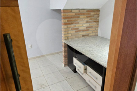 Casa para alugar com 4 quartos, sendo 2 suítes, no condomínio Portal de Itaici, Indaiatuba - SP
