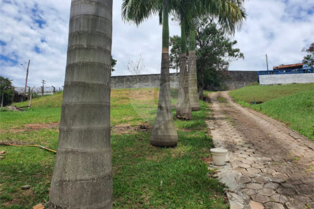 Chácara à venda com 4 quartos, sendo 1 suíte, no Centro, Santa Isabel, SP