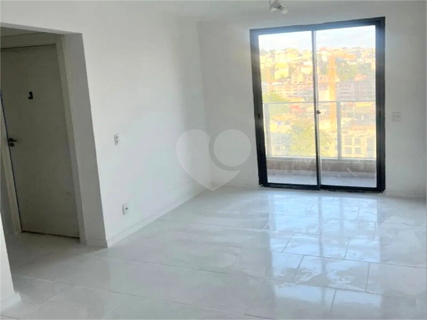 Apartamento à venda com 2 quartos em Santo Cristo, Rio de Janeiro, RJ