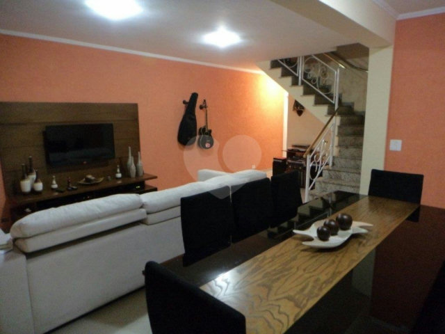 Sobrado à venda com 3 quartos, sendo 1 suíte,  em Vila Guilherme, São Paulo, SP