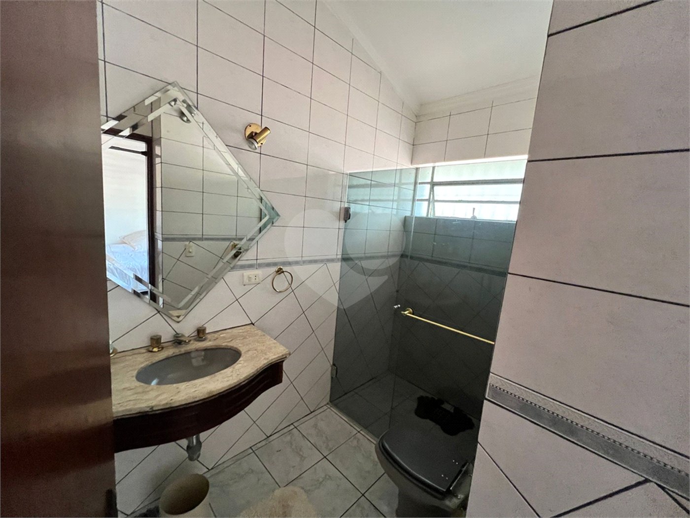 Casa à venda com 4 quartos, sendo 3 suítes, em Chácara Monte Alegre, São Paulo, SP