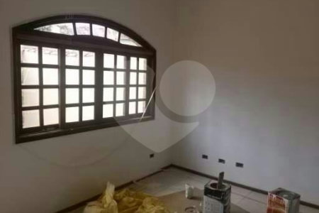 Sobrado à venda com 3 quartos, sendo 2 suítes, em Jardim Monte Kemel, São Paulo, SP