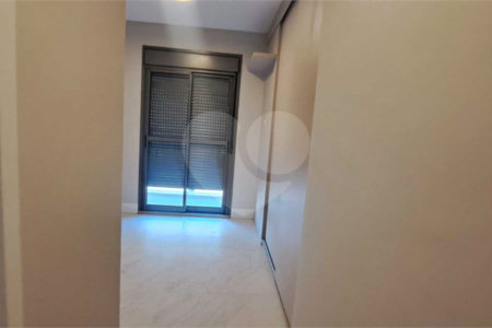 Apartamento à venda com 2 suítes em Indianópolis, São Paulo, SP