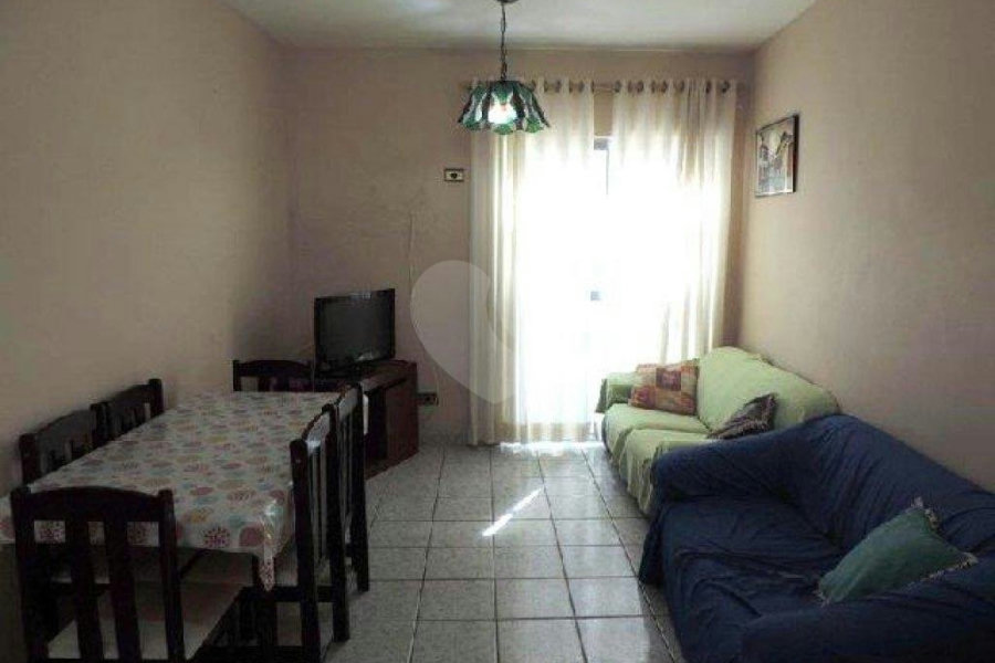 Apartamento à venda com 2 quartos, sendo 1 suíte,  em Loteamento João Batista Julião, Guarujá, SP