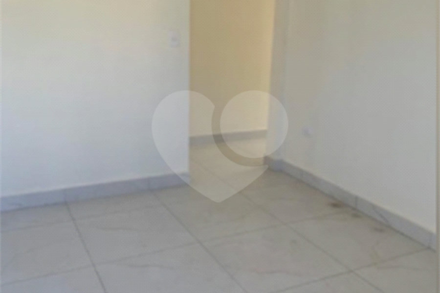 Sobrado à venda com 3 quartos, sendo 1 suíte,  em Horto, São Paulo, SP