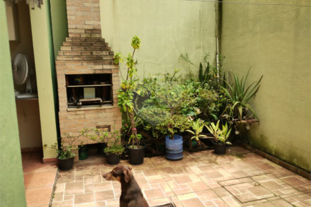 Sobrado à venda com 4 quartos, sendo 1 suíte, em Jardim Monte Kemel, São Paulo, SP