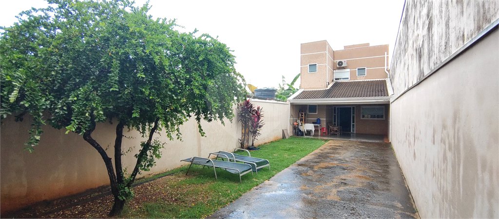 Casa à venda com 2 quartos, sendo 1 suíte, em Jardim Nair Maria, Salto, SP