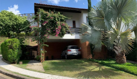 Casa à venda com 4 quartos, sendo 2 suítes, no condomínio Ype Branco 2, São Paulo - SP