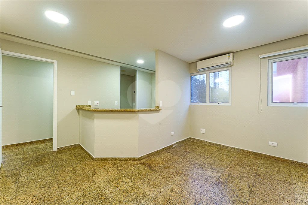 Prédio inteiro comercial á venda e locação na Vila Leopoldina.