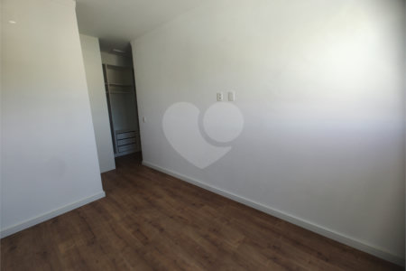 Apartamento à venda com 2 quartos, sendo 1 suíte,  em Vila Thais, Atibaia, SP
