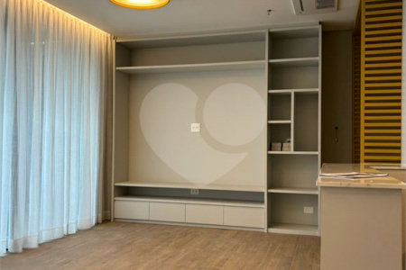 Apartamento à venda com 2 quartos, sendo 1 suíte, em Jardim das Acácias, São Paulo, SP