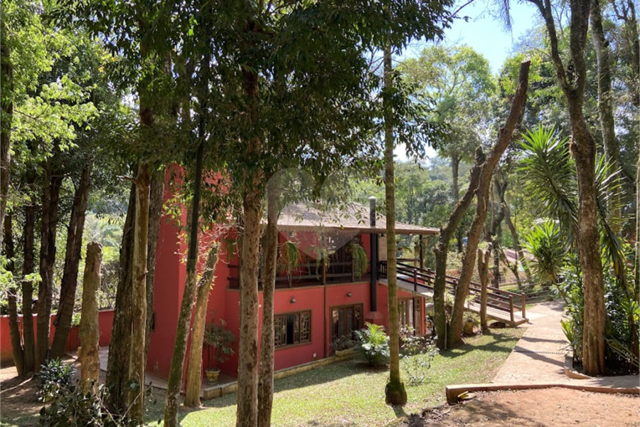 Casa à venda com 6 suítes em Serra da Cantareira, Mairiporã, SP