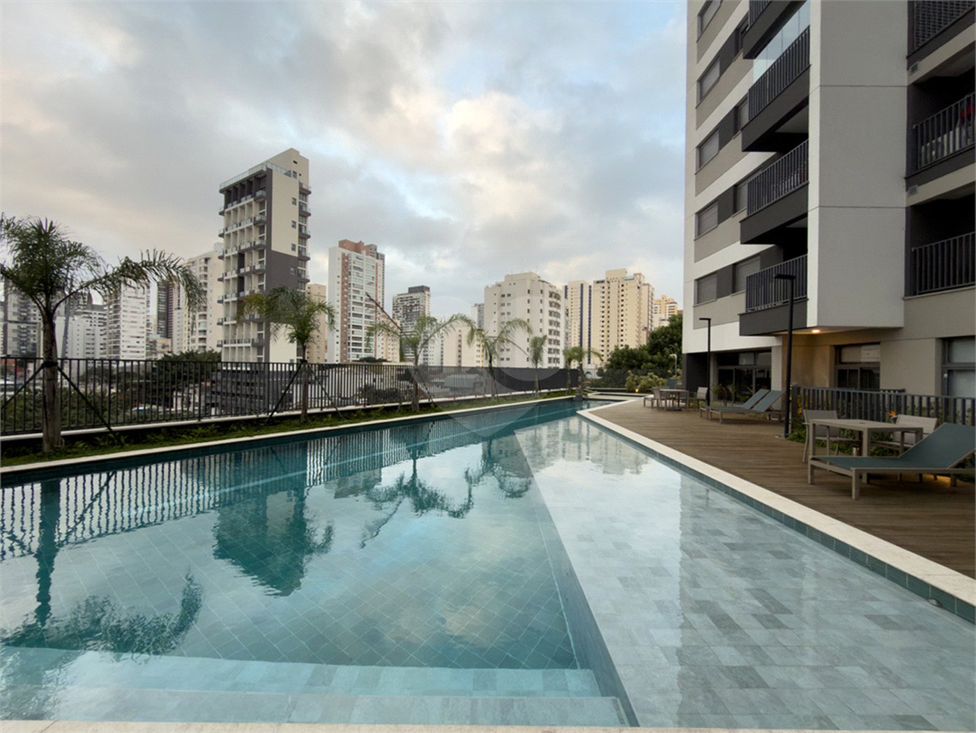 Apartamento à venda ou para alugar com 1 quarto em Vila Pompéia, São Paulo, SP
