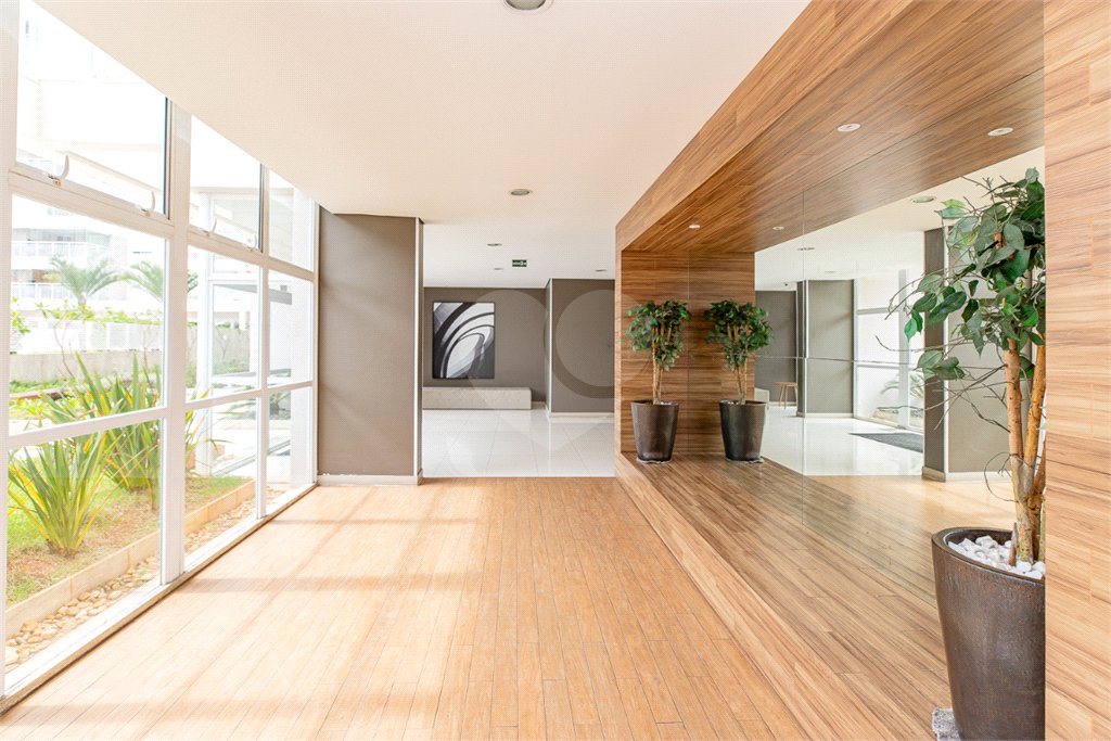 Apartamento à venda com 2 quartos, sendo 1 suíte, em Santo Amaro, São Paulo, SP