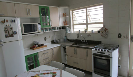 Casa à venda com 3 quartos, sendo 1 suíte,  em Vila Rosa, Itapetininga, SP