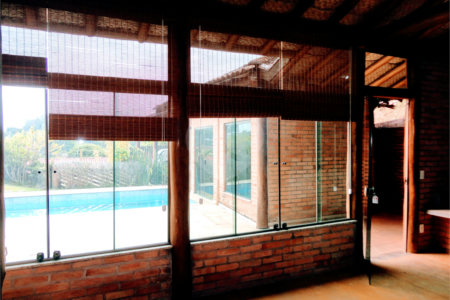 Casa à venda com 4 suítes no condomínio Estância Marambaia, Vinhedo - SP