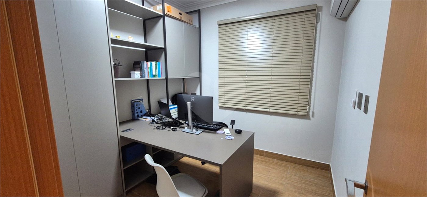 Apartamento à venda com 4 quartos, sendo 2 suítes,  no Centro, Mogi das Cruzes, SP