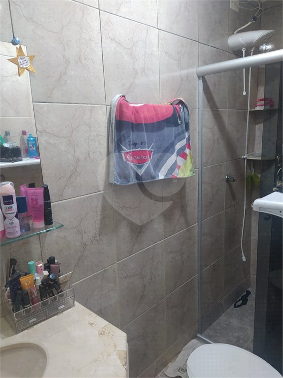Sobrado à venda com 3 quartos, sendo 1 suíte, em Cidade Tiradentes, São Paulo, SP