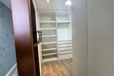 Casa à venda com 3 suítes no condomínio Aruã, Mogi das Cruzes - SP
