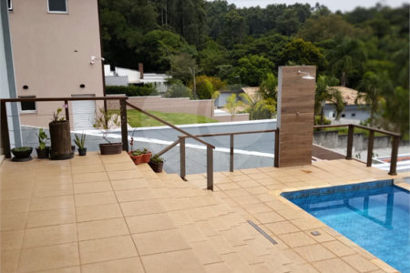Casa à venda com 4 quartos, sendo 2 suítes, no condomínio Residencial Villaggio Paradiso, Itatiba - SP