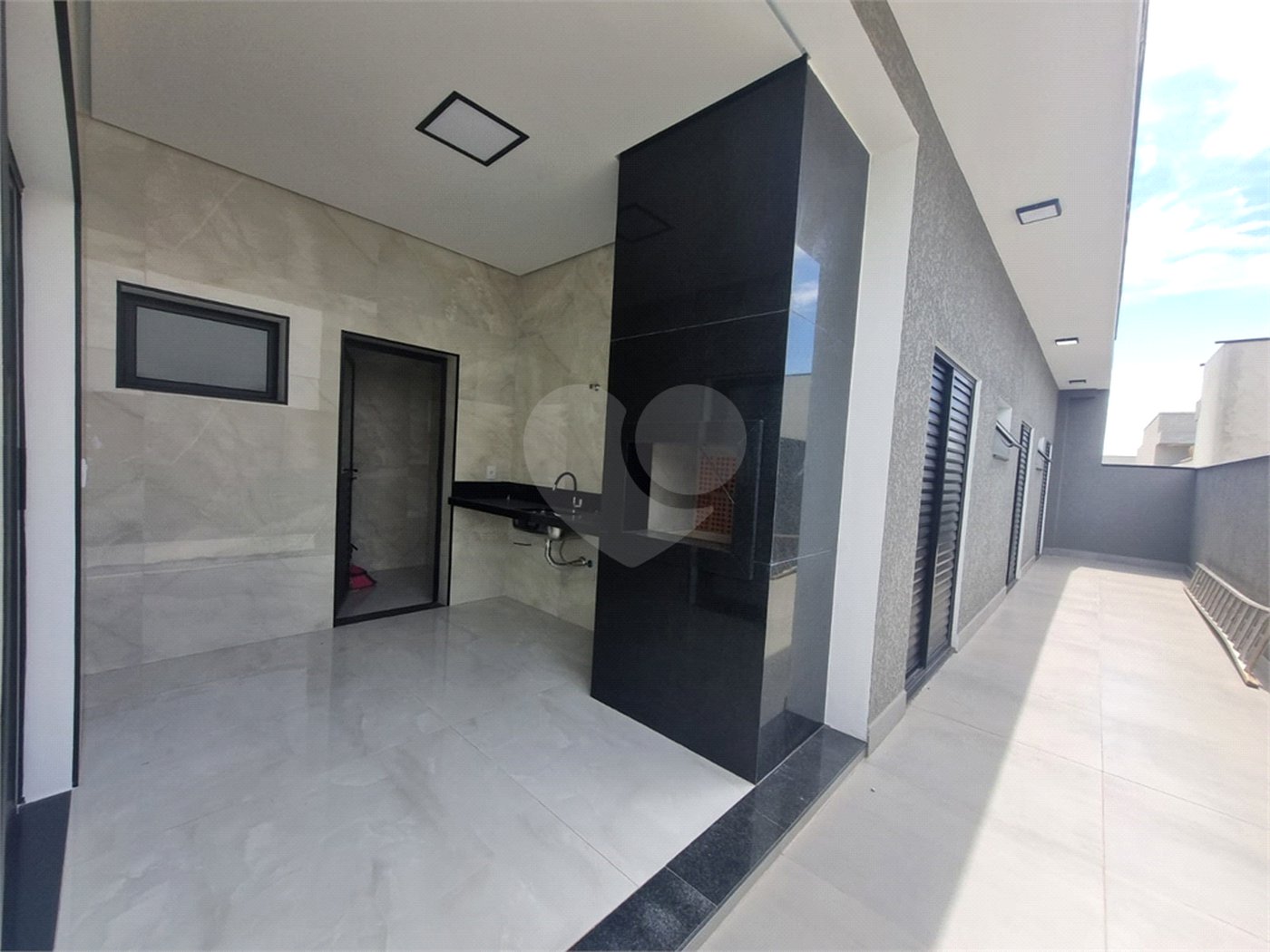 Casa à venda com 3 quartos, sendo 1 suíte,  no condomínio Reserva Ipanema I, Sorocaba - SP