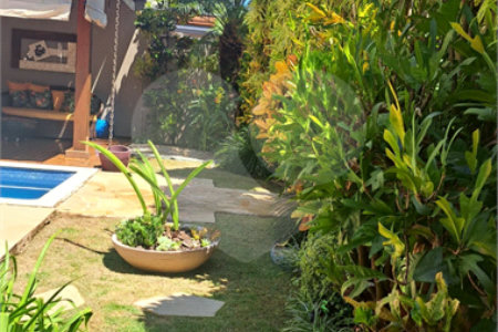 Casa à venda com 4 quartos, sendo 3 suítes,  no condomínio Res. Luzern, Campinas - SP