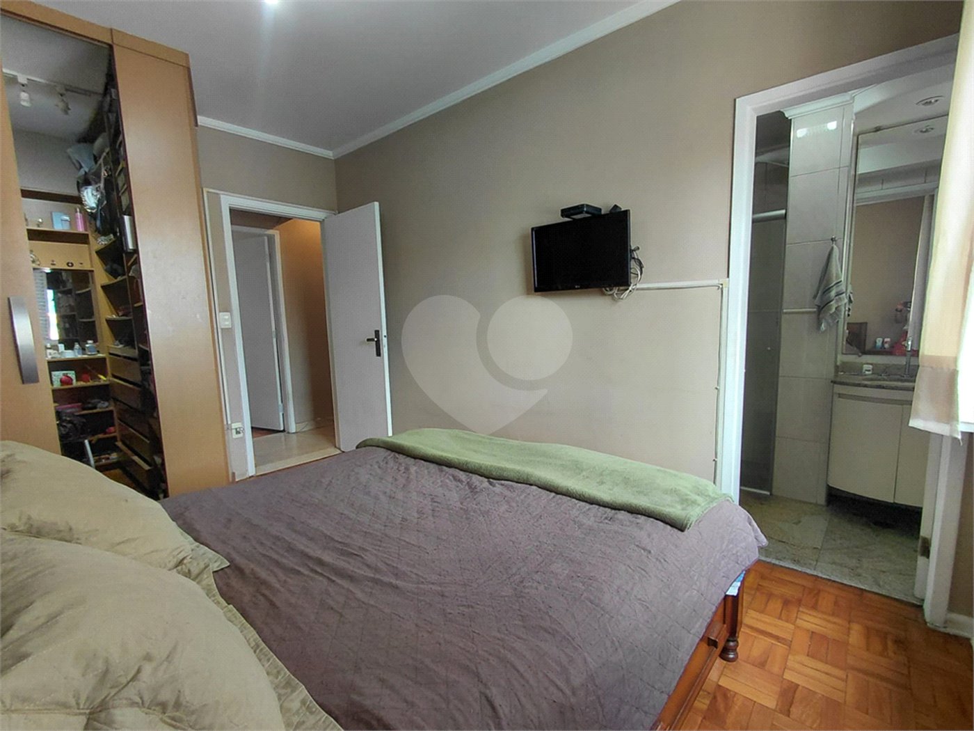 Apartamento à venda com 3 quartos, sendo 1 suíte,  em Perdizes, São Paulo, SP