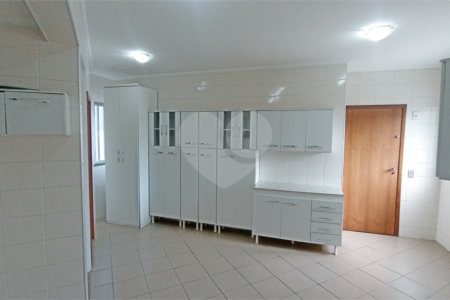 Apartamento à venda com 3 suítes no Centro, Vinhedo, SP