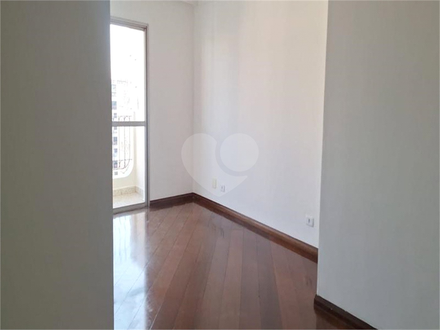 Apartamento à venda com 3 quartos, sendo 1 suíte, em Indianópolis, São Paulo, SP