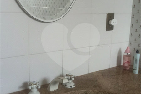 Casa à venda com 4 quartos, sendo 3 suítes, em Jardim Itaperi, Atibaia, SP