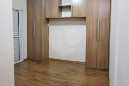 Sobrado à venda com 2 quartos, sendo 1 suíte,  em Vila Nova Mazzei, São Paulo, SP